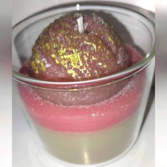 Hand crafted Mixed Berry Gelato ice cream dessert candle - Picture 3 of 8